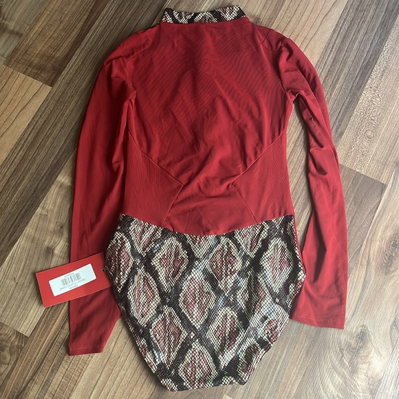 Candy Tong Collection Mercer Long Sleeve Leotard New with tags Small Dance - Picture 5 of 5